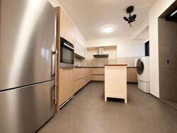 Blk 542 Serangoon North Avenue 4 (Serangoon), HDB Executive #559717011